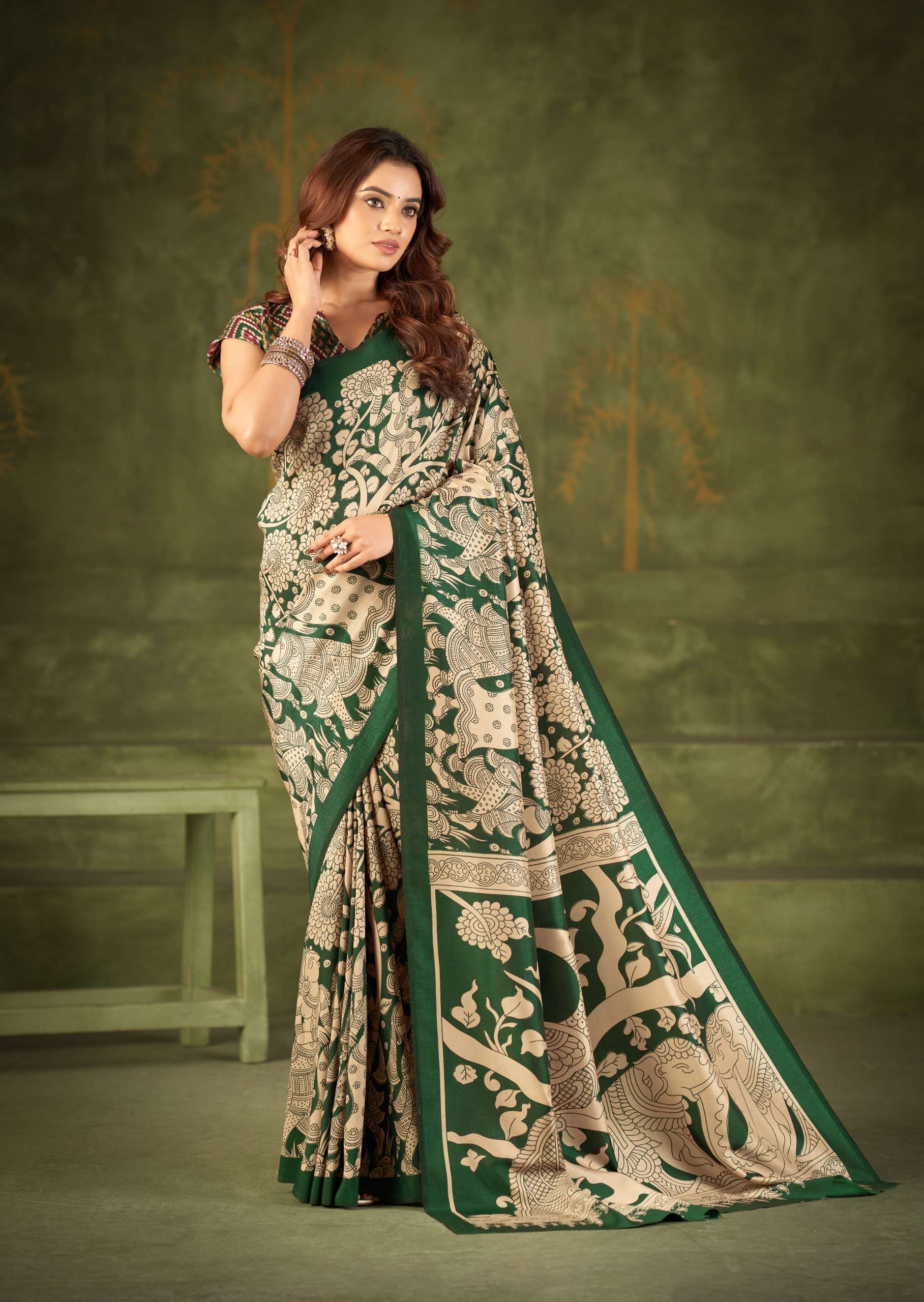 Viranshi 02 Experience the beauty of traditional Kalamkari prints on luxurious Tasar Silk fabric saree reseller in surat 7301 Viranshi 02 Experience the beauty of traditional Kalamkari prints on luxurious Tasar Silk fabric saree reseller in surat 7301
